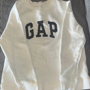 GAP Ivory Sweatshirt with Black Logo